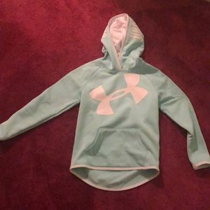 Under armor sweatshirt